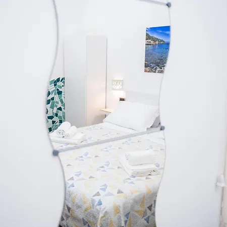 Casa Lo Scrigno Couette-café 4*