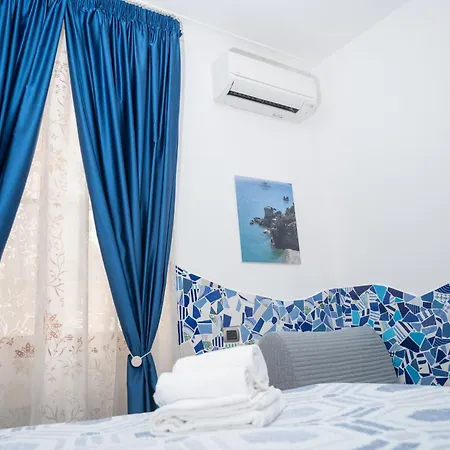 Casa Lo Scrigno 4*