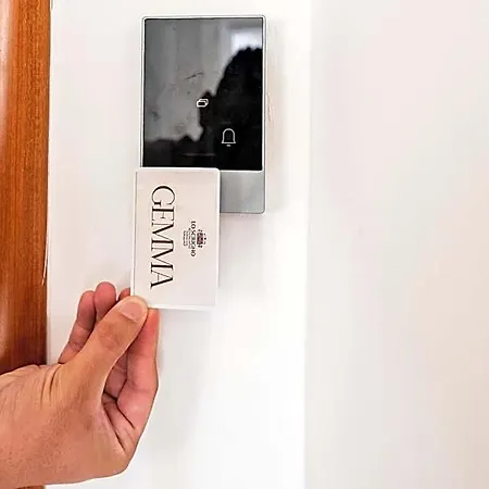 Casa Lo Scrigno 4*